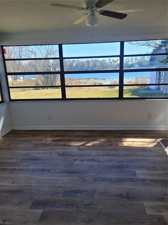 Building Photo - 2118 Lake Christie Dr