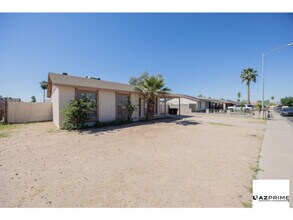 Building Photo - Charming 3/2 Peoria House - Comfort &amp; Convenience!