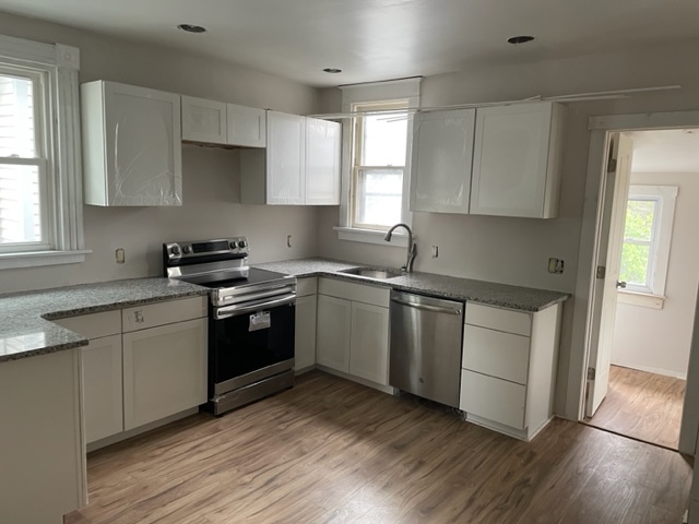 2nd floor main kitchen - 3643 Brooks Ave