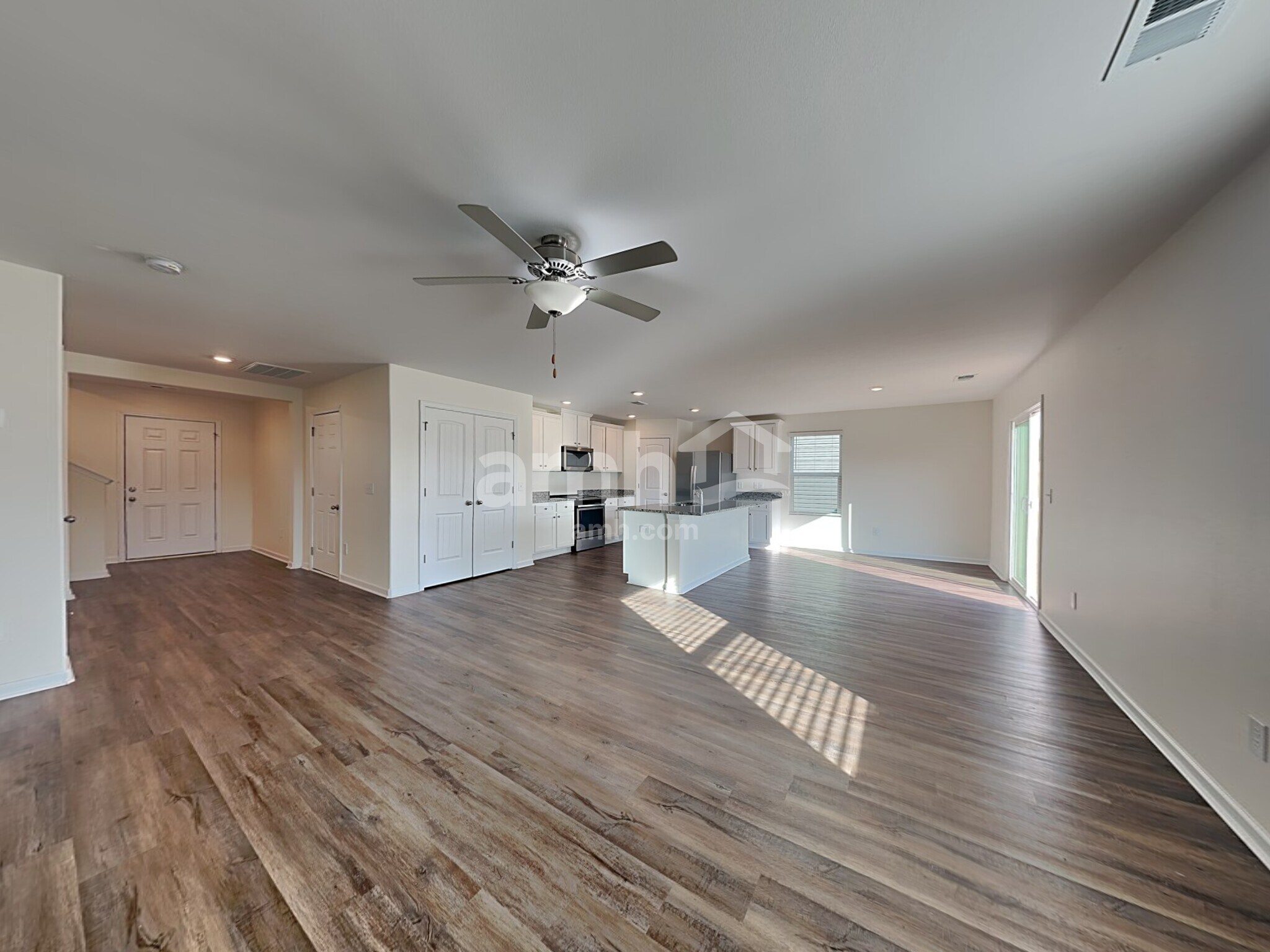 Building Photo - 6046 Mason Tucker Dr