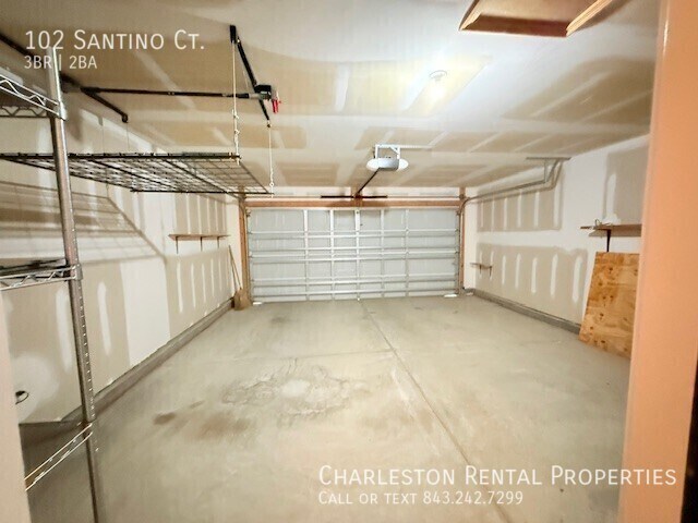 Building Photo - 102 Santino Ct