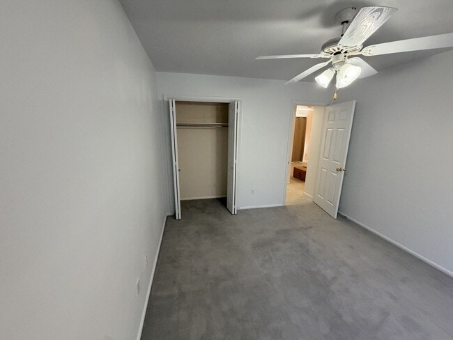 Building Photo - 204 N 2000 E