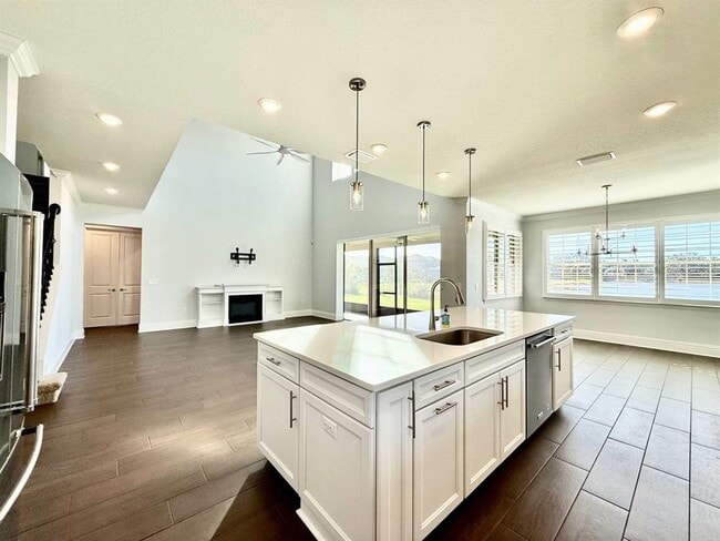 Building Photo - 18824 Birchwood Groves Dr