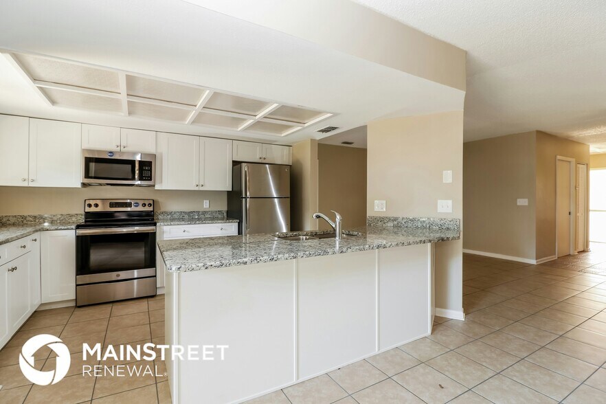 Building Photo - 37 Harbor Oaks Cir