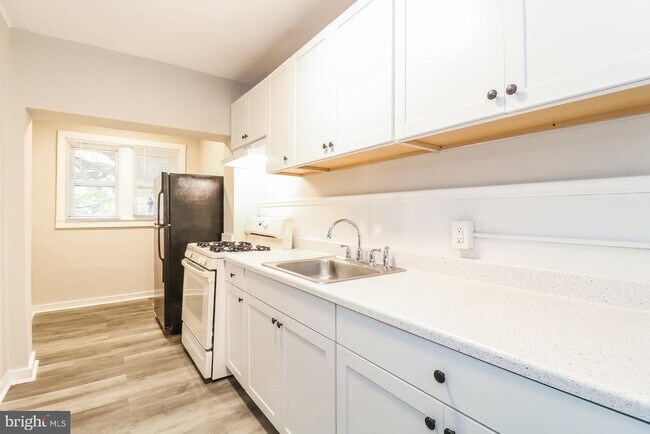 Building Photo - 2516 BONAFFON St