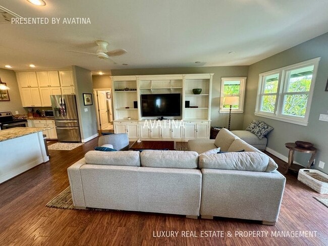 Building Photo - 249 N Kainalu Dr