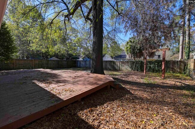 Building Photo - 509 Burnside Dr