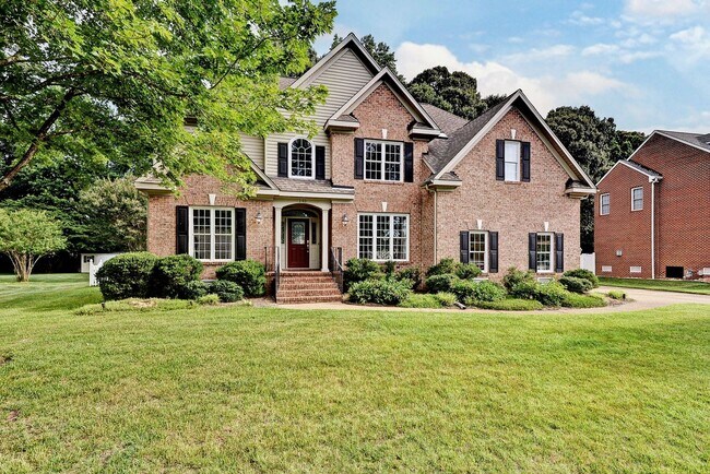 Building Photo - Spacious 5BR/4BA Home in Yorktown – Convenient Location and Comfortable Living