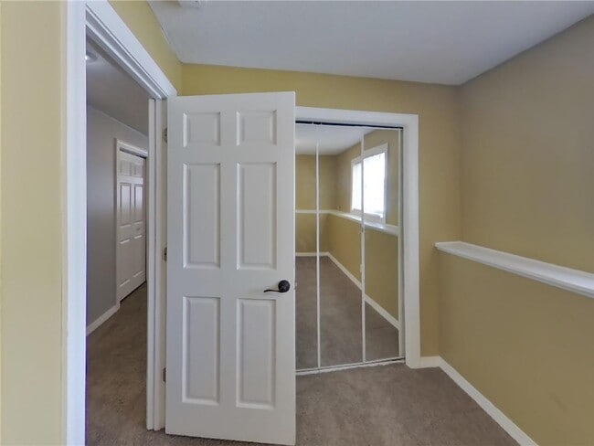 Building Photo - 8641 Emerson Ave N