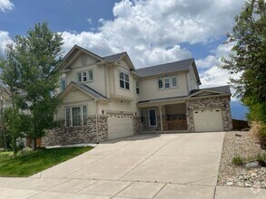 Building Photo - Stunning 4BD/3.5BA Briargate Home with Bre...