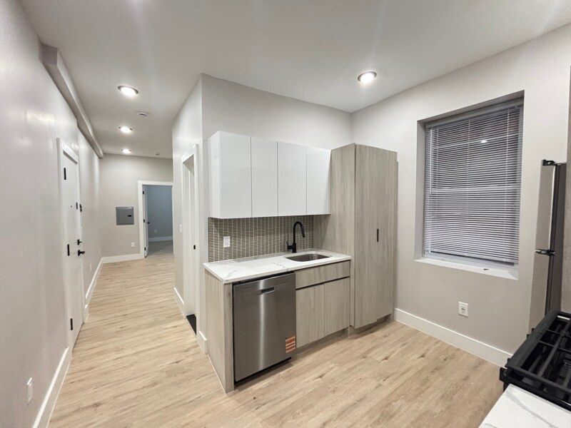 Building Photo - 5008 Palisade Ave