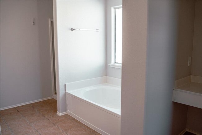 Building Photo - 2511 Marble Manor Ln