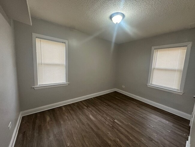 Building Photo - Welcome Home