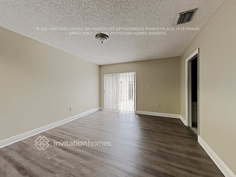 Building Photo - 14233 SW 103rd Terrace