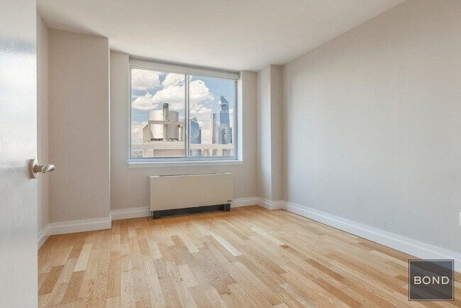 Building Photo - 776 Sixth Avenue