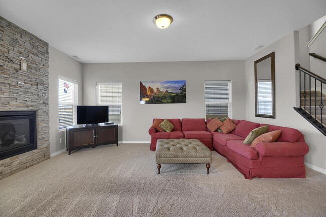 Building Photo - 8166 Misty Moon Dr