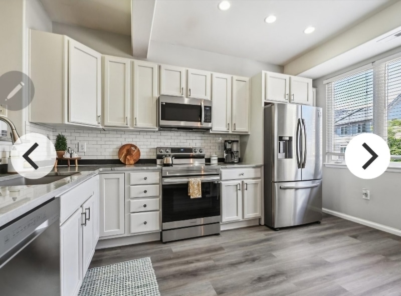 Building Photo - 2943 W Riverwalk Cir