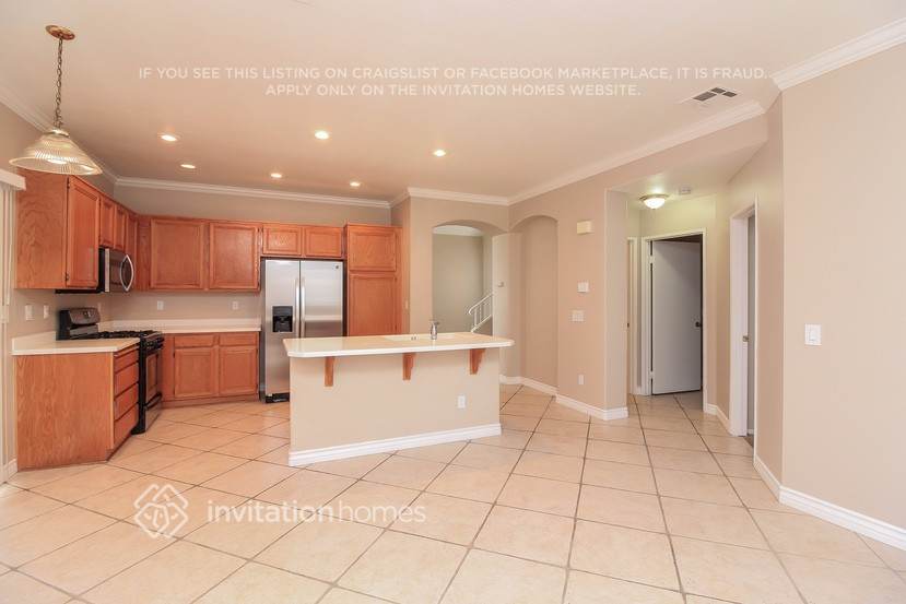 Building Photo - 25757 St Marta Dr