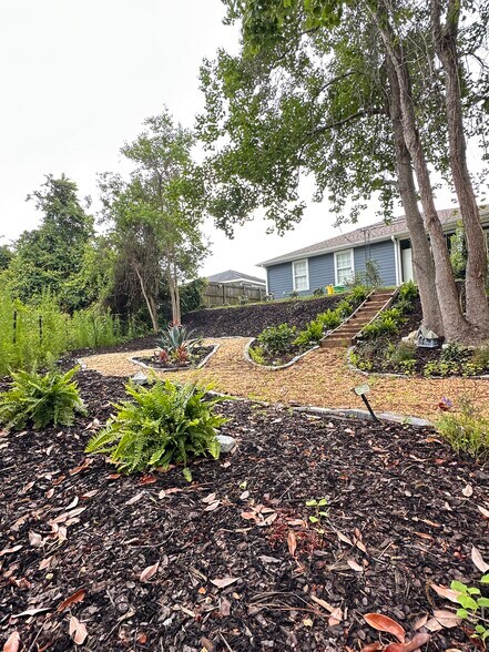 Building Photo - 603 Diamonte Cir
