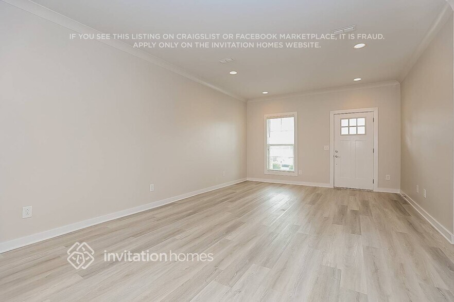 Building Photo - 826 Ashland Pl Dr