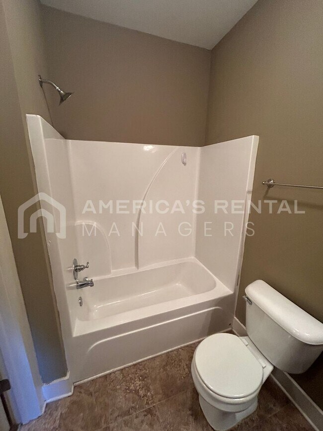 Building Photo - Home for Rent in Margaret, AL!!! View with 48 Hours Notice!