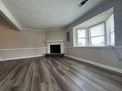 Building Photo - 8170 Canyon Forge Dr