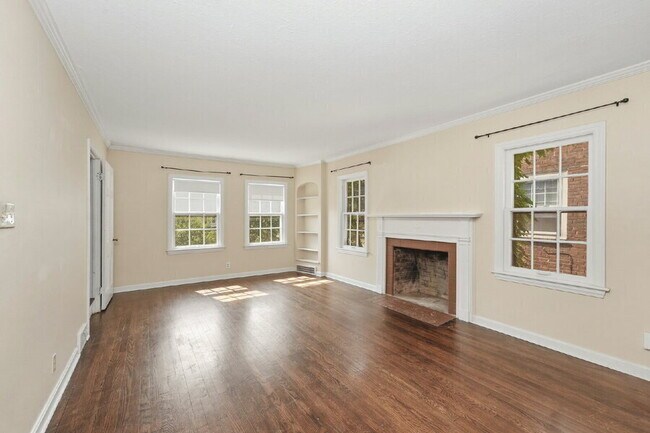 Building Photo - 3665 Lynnfield Rd