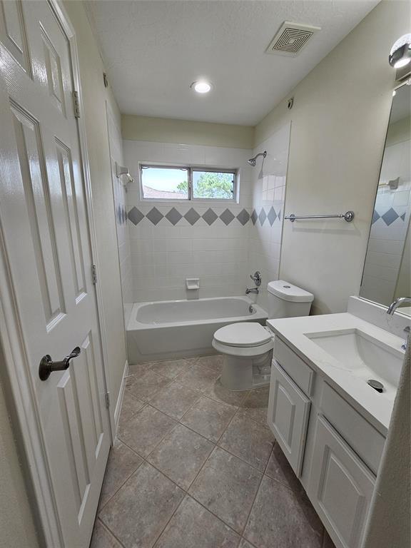Building Photo - 12503 Rosewood Way Ln