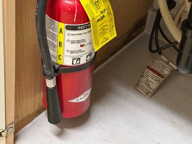 Building Photo - Badura Ave. #2094