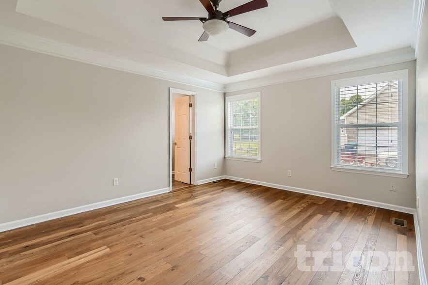 Building Photo - 207 Towbridge Dr