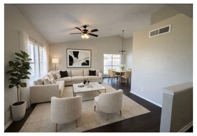 Building Photo - Beautiful 3 Bed / 2 Bath Home with Two Living Areas and Fenced Yard in Cedar Hill | AVAILABLE NOW
