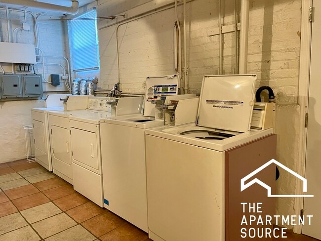 Building Photo - 2457 W Logan Blvd