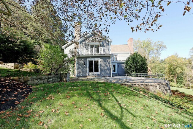 Building Photo - 36-40 Fox Run Rd