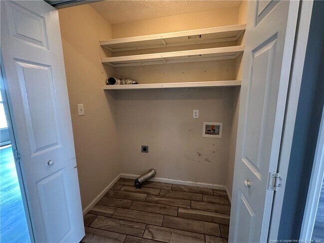 Building Photo - 1404 War Admiral Ct