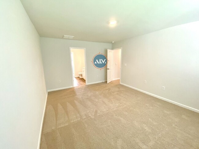 Building Photo - 1729 Sanctum St