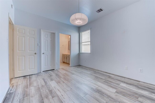 Building Photo - 27502 Wilson Run Ln
