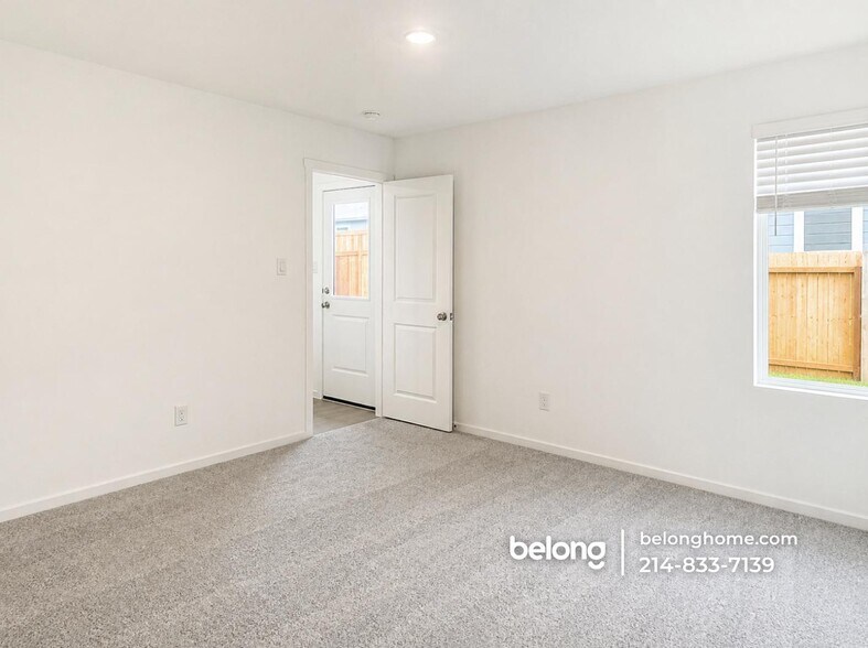 Building Photo - 3121 Campeiro Ave