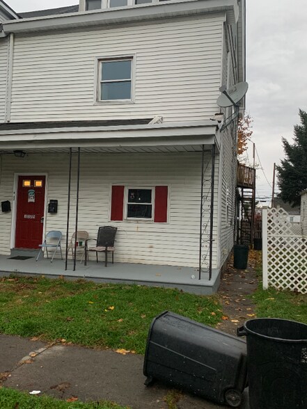 Building Photo - 1325 Washington St