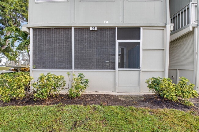 Building Photo - 51 Flanders B