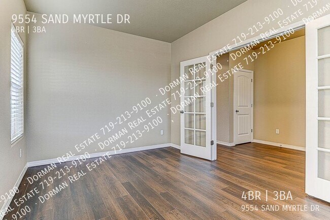 Building Photo - 9554 Sand Myrtle Dr