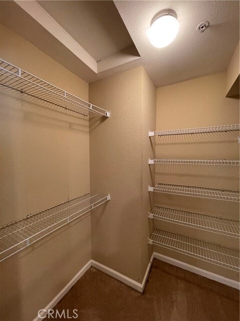 Building Photo - 1965 Las Colinas Cir