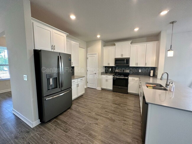 Building Photo - 11825 Fiction Ave