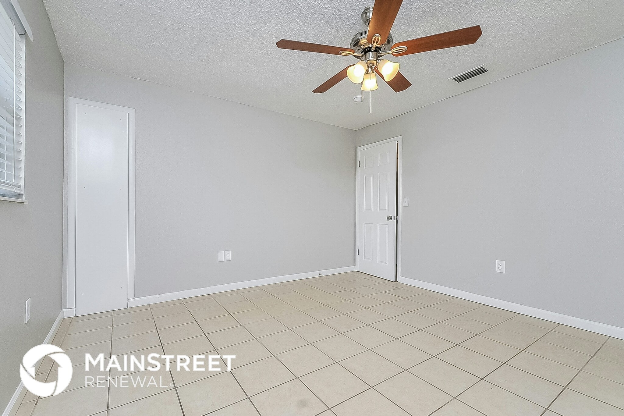 Building Photo - 2827 Gary Ln