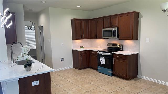 Building Photo - 12417 Sunrise Dr