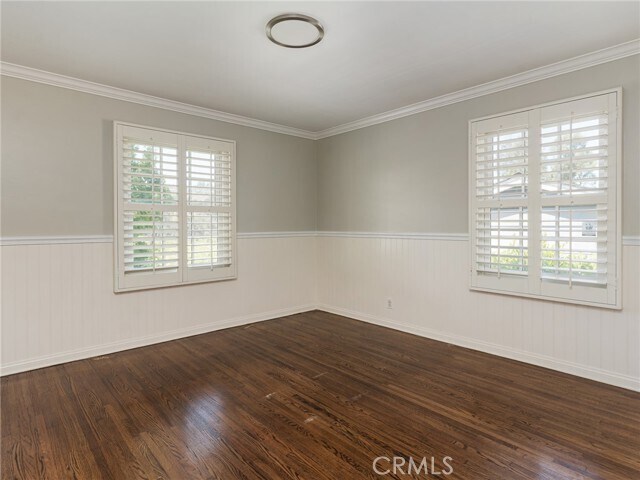 Building Photo - 3220 Palos Verdes Dr N