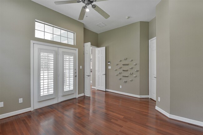 Building Photo - 3960 Farm to Market 1960 Rd E