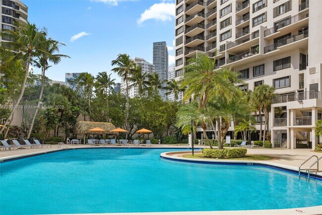 Building Photo - 540 Brickell Key Dr
