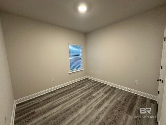 Building Photo - 146 Millet Ave