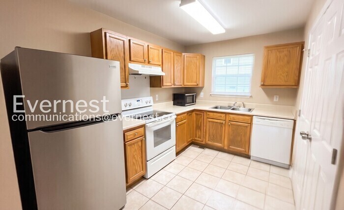 Building Photo - 61 Corley Ave