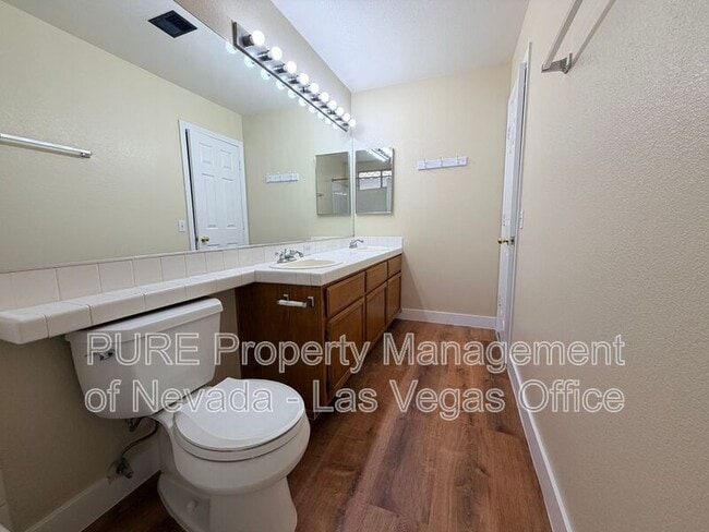 Building Photo - 266 Bluefield Ln